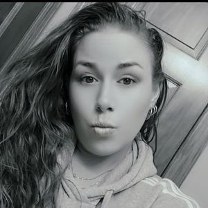 Meet your Posher, Dolly